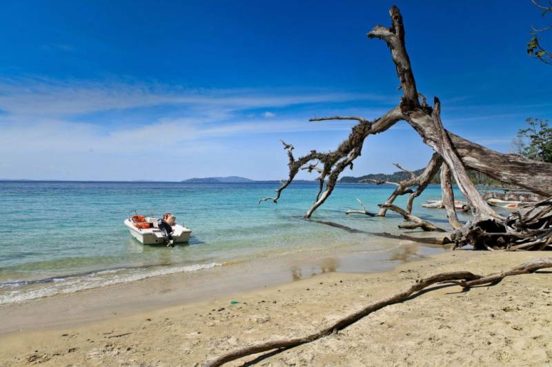 Andaman Tour 4 Nights / 5 Days